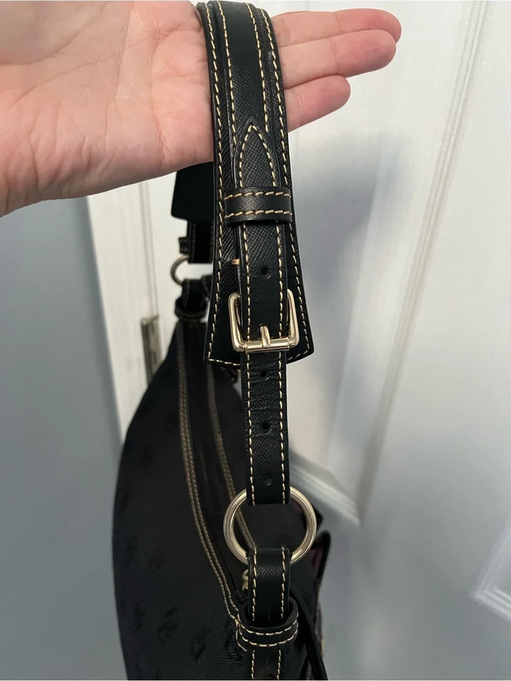 Dooney & Bourke black monogram canvas hobo handbag snap pockets Blue Duck READ